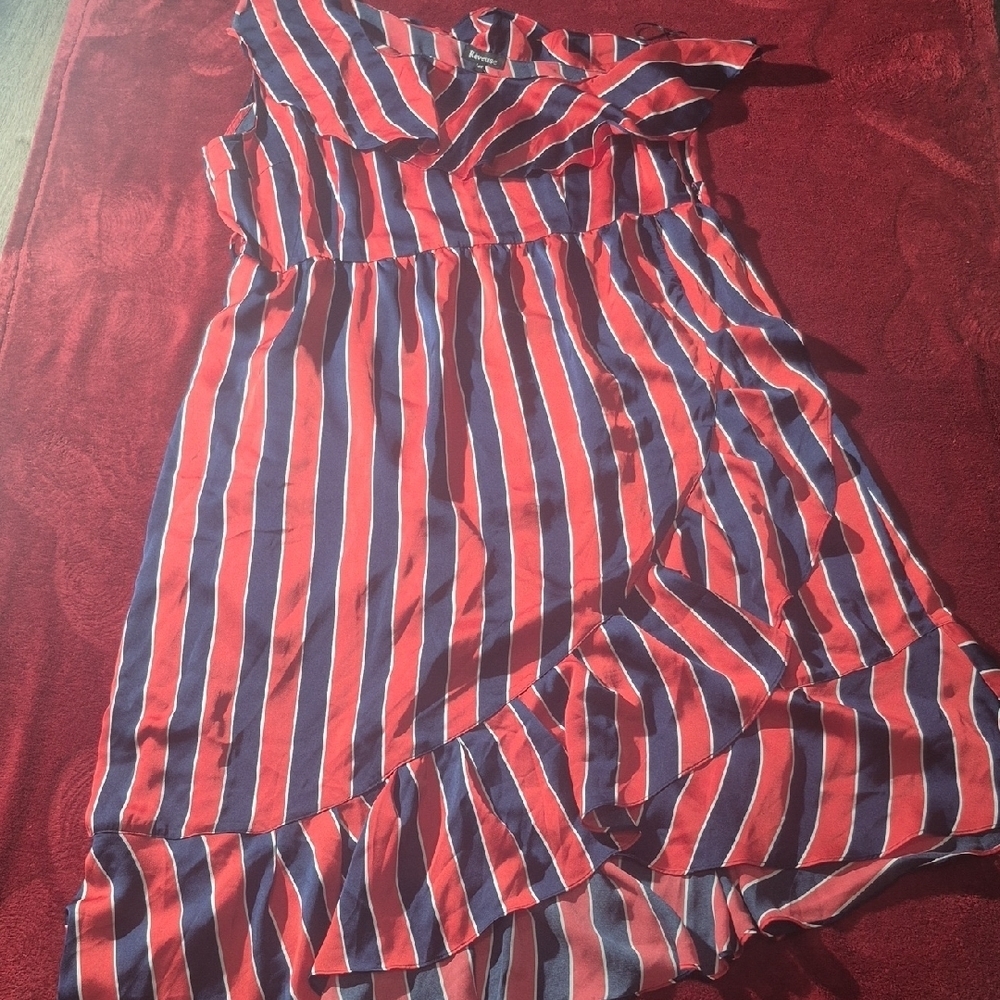 Asymmetrical Striped Dress in Red and Blue - Picture 3 of 6